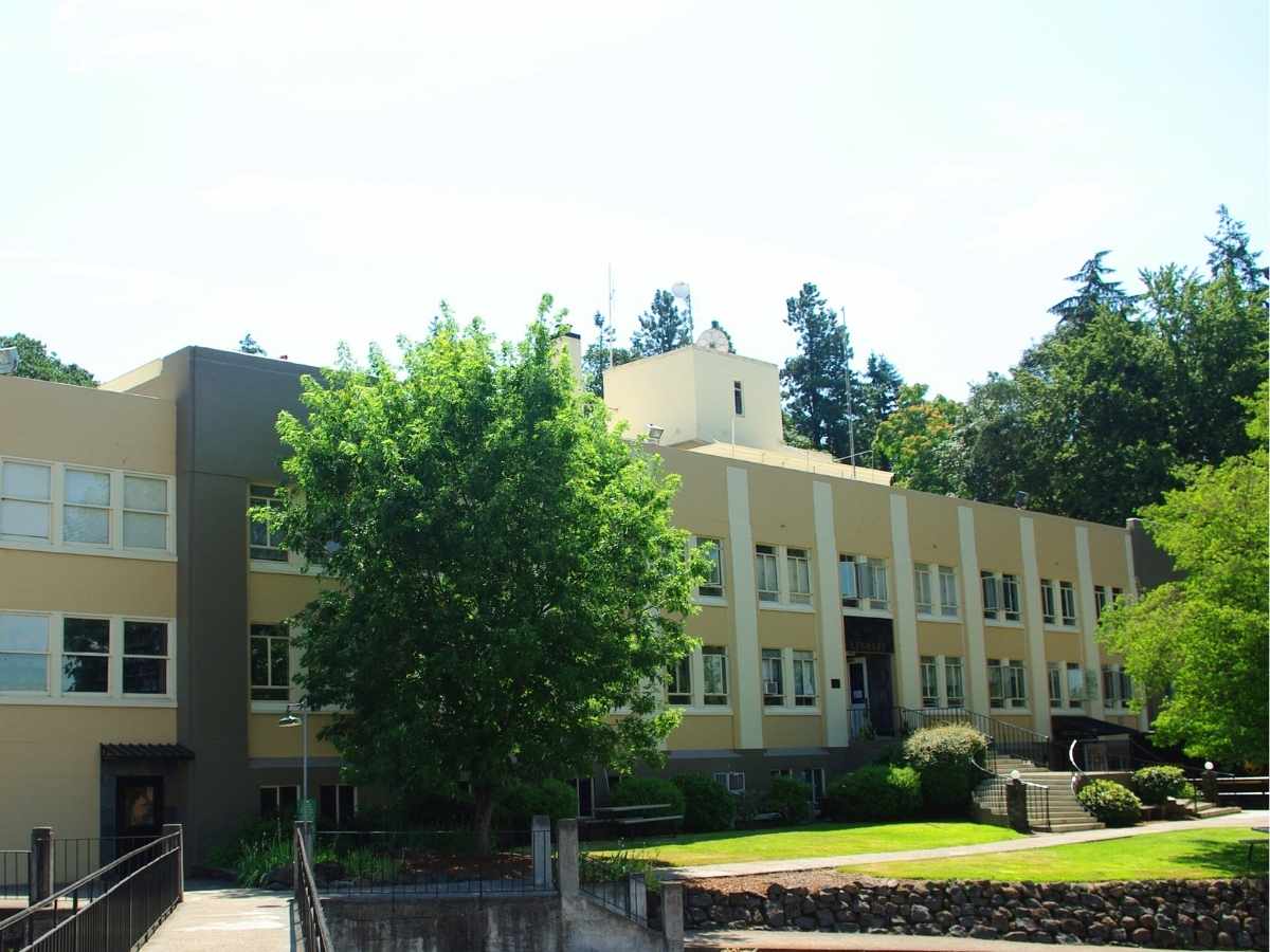 The college library building for article Corban University for newcomers moving to Portland.